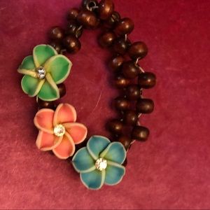Hawaiian flowers bracelet